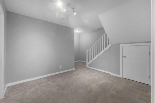 353 Kinniburgh Boulevard, Chestermere, AB - Indoor Photo Showing Other Room