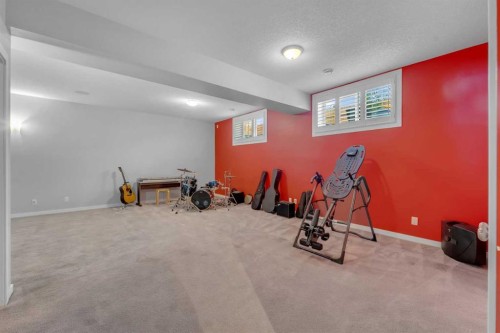 353 Kinniburgh Boulevard, Chestermere, AB - Indoor