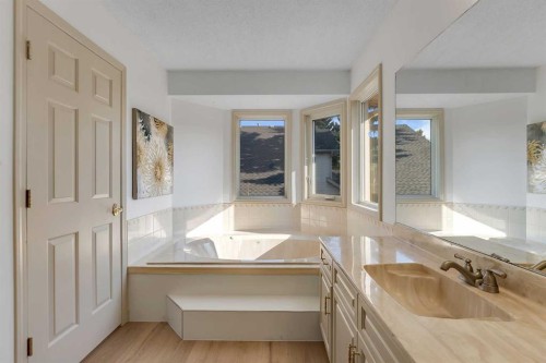 12 Diamond Terrace Se, Calgary, AB 
