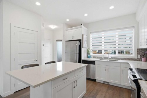 224 Savanna Road Ne, Calgary, AB 