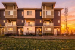 132 Harvest Grove Walk NW Calgary, AB T3K 2N7