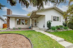 96 Alderwood Close SE Calgary, AB T2H 1T3