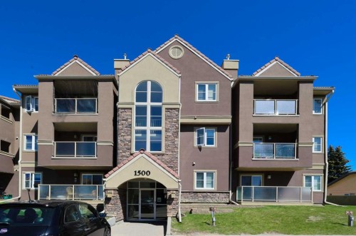 .-1532 Edenwold Heights NW Calgary, AB T3A 3V2