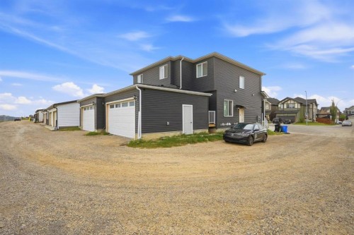 118 Saddlelake Manor Ne, Calgary, AB 
