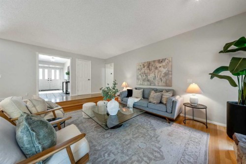 224 Varsity Crescent Nw, Calgary, AB 
