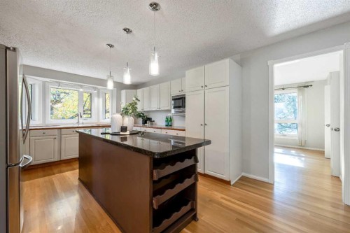 224 Varsity Crescent Nw, Calgary, AB 