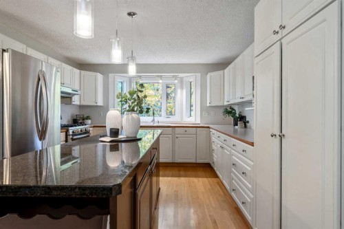 224 Varsity Crescent Nw, Calgary, AB 