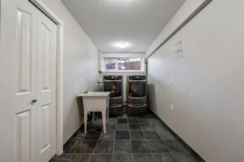 224 Varsity Crescent Nw, Calgary, AB 