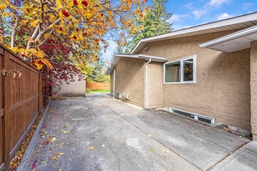 224 Varsity Crescent Nw, Calgary, AB 