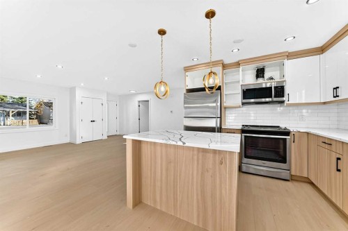 911 Penmeadows Road Se, Calgary, AB 
