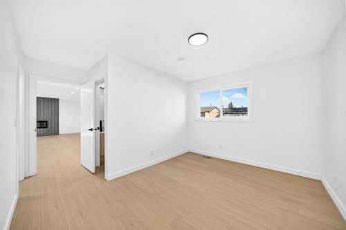 911 Penmeadows Road Se, Calgary, AB 