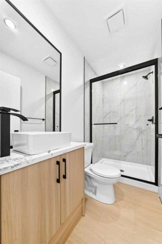 911 Penmeadows Road Se, Calgary, AB 