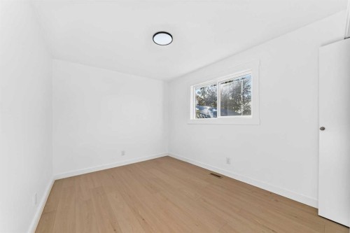 911 Penmeadows Road Se, Calgary, AB 