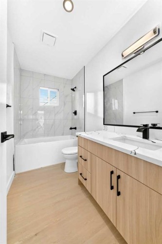 911 Penmeadows Road Se, Calgary, AB 