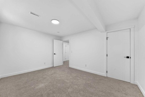 911 Penmeadows Road Se, Calgary, AB 