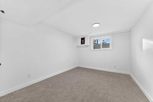 911 Penmeadows Road Se, Calgary, AB 