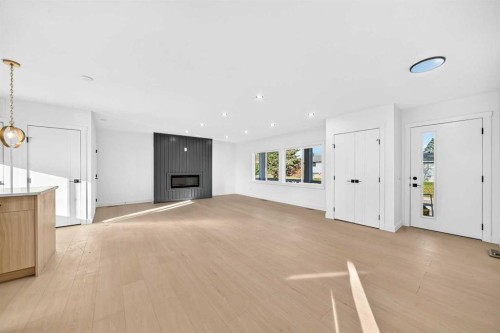 911 Penmeadows Road Se, Calgary, AB 