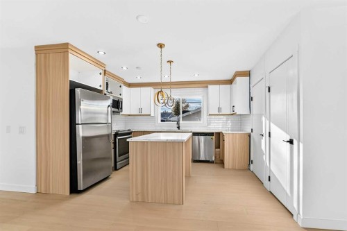 911 Penmeadows Road Se, Calgary, AB 