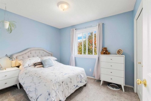 47 Somerside Common Sw, Calgary, AB 