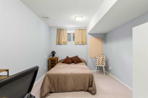 47 Somerside Common Sw, Calgary, AB 