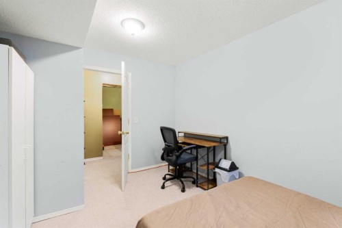 47 Somerside Common Sw, Calgary, AB 