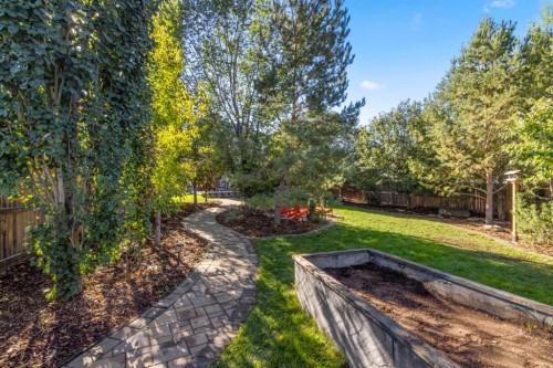 47 Somerside Common Sw, Calgary, AB 