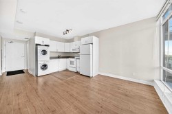 502-30 Brentwood Common NW Calgary, AB T2L 2J9