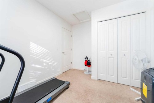 249 Copperpond Landing Se, Calgary, AB 