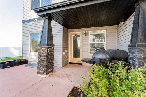 249 Copperpond Landing Se, Calgary, AB 