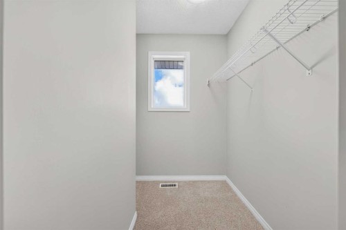 427 Mahogany Boulevard Se, Calgary, AB 