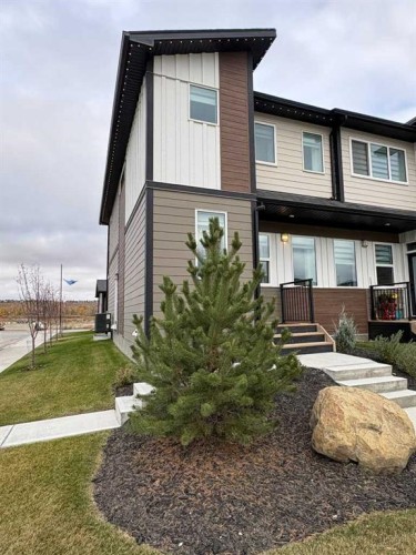 702 Wolf Willow Boulevard Se, Calgary, AB 