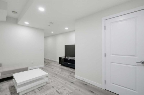 341 Calhoun Common Ne, Calgary, AB 