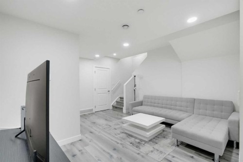 341 Calhoun Common Ne, Calgary, AB 