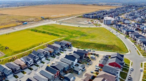 341 Calhoun Common Ne, Calgary, AB 