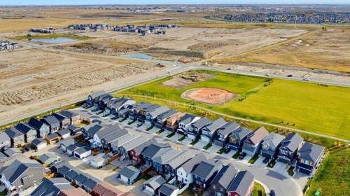 341 Calhoun Common Ne, Calgary, AB 