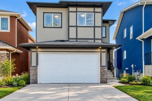 78 Baysprings Gardens SW Airdrie, AB T4B 0R7