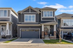 32 Carrington Manor NW Calgary, AB T3P 0Z2