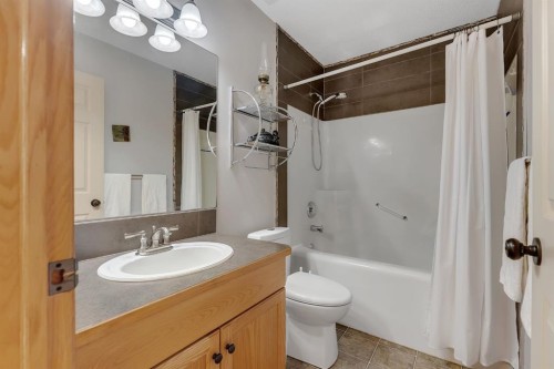 82 Bridleridge Road Sw, Calgary, AB 