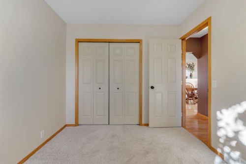 82 Bridleridge Road Sw, Calgary, AB 