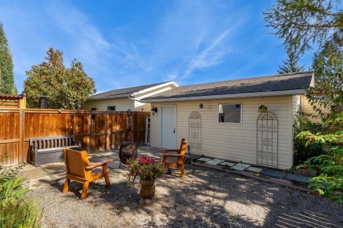 82 Bridleridge Road Sw, Calgary, AB 