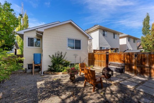 82 Bridleridge Road Sw, Calgary, AB 