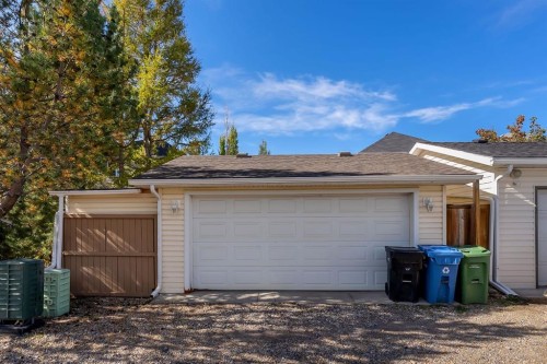 82 Bridleridge Road Sw, Calgary, AB 