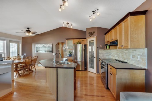 82 Bridleridge Road Sw, Calgary, AB 
