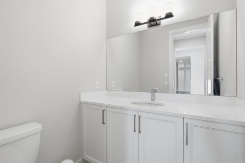 10 Heritage Close, Cochrane, AB 
