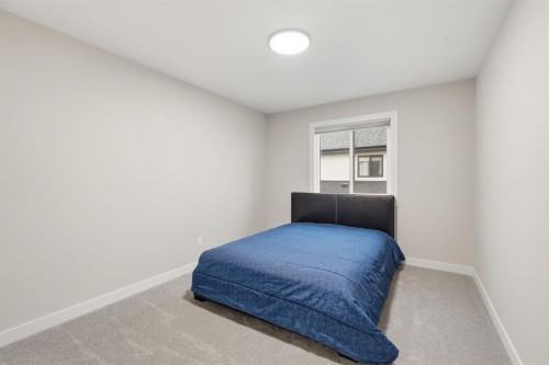 10 Heritage Close, Cochrane, AB 