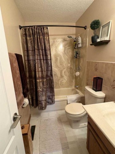 1623 Rouleau Crescent Se, Calgary, AB 
