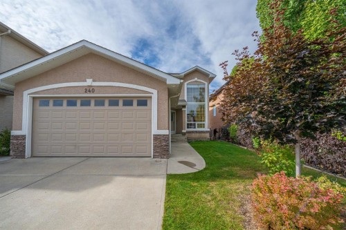 240 Everglade Circle Sw, Calgary, AB 