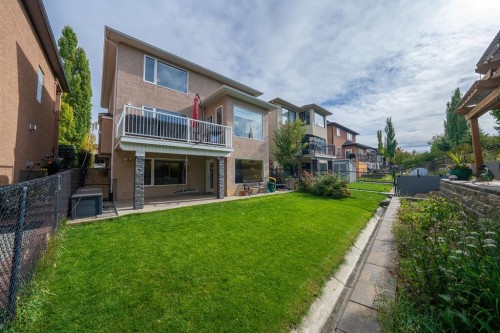 240 Everglade Circle Sw, Calgary, AB 