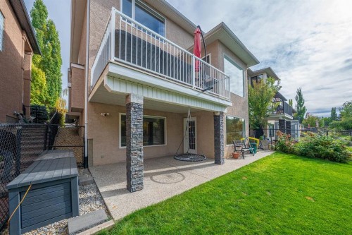 240 Everglade Circle Sw, Calgary, AB 