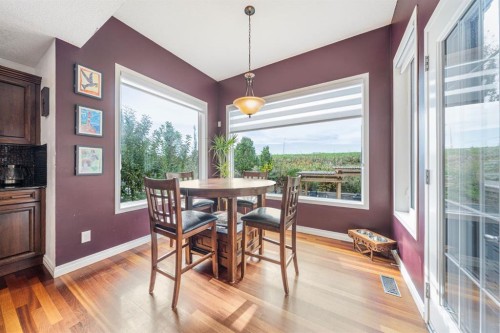 240 Everglade Circle Sw, Calgary, AB 